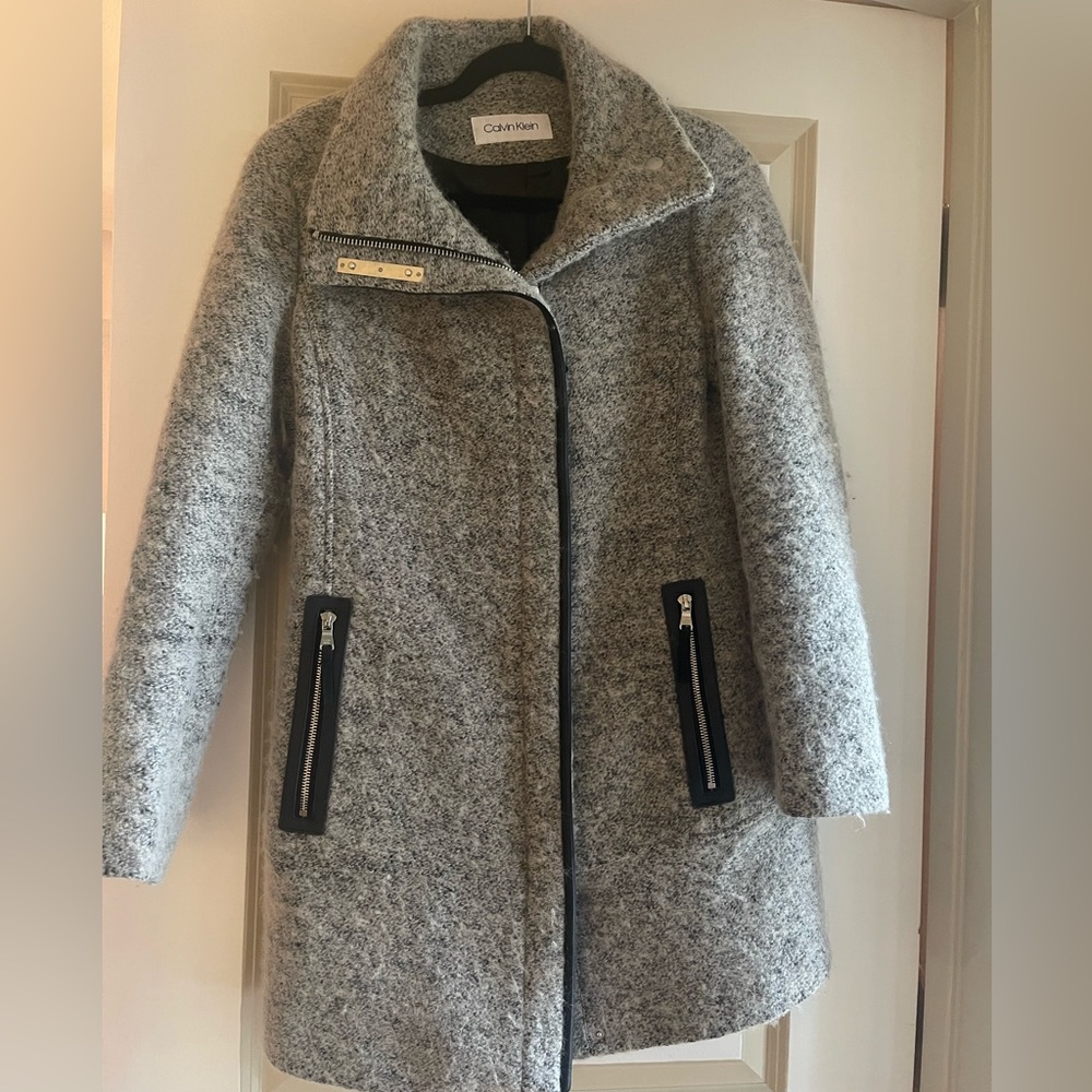 Calvin Klein, Petite XS, Grey Coat. Lightly Worn